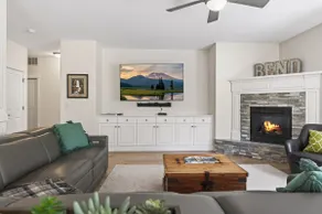 Flagline Trail - A/C, Views, Fireplace, Updated - Image 3