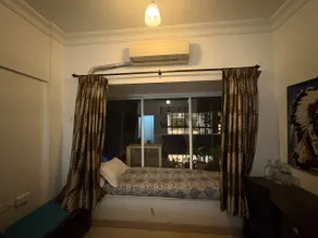 401 Studio Room by the Park - Image 3