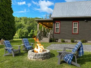 NC Mountain Cabin-Near Asheville/I-26 on 10 Acres! - Image 2