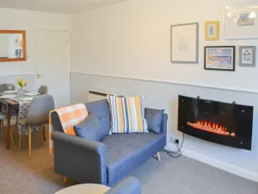 Broughs House - Image 2