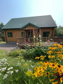 Lutsen Log Lodge! Ski, Hike, Golf & Bike - Stay 3 for 2 in November - Image 3