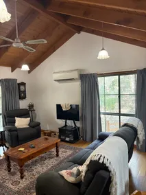Grampians Miners' Cottage - Image 2