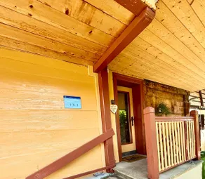 Cosy apartment in heritage protected swiss chalet - Image 3