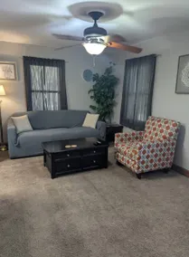 All Brick Retreat! Cozy 2 bedroom home. Near parks - Image 3