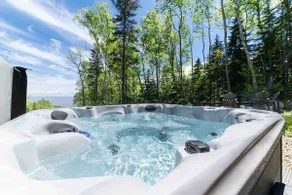 Refuge 1: Hot Tub, Sauna & St. Lawrence Views - Image 2
