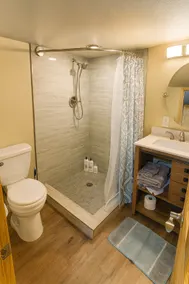 Cozy Cottage Basement Apartment - Image 4