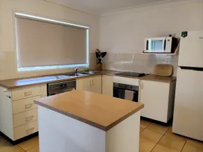 The Gill Family Holiday Home *free wifi & air con - Image 4