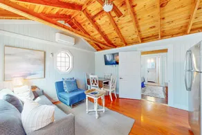 2BR Cottage near beach with pool, firepit, bathtub - Image 3