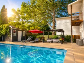 Niagara Modern Comfy Home (22 106 726 STR) - Image 2