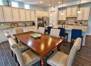 Coastal Club * Luxury 5BR lake-front beach house - Image 4