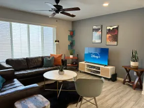 The Hollywood House | 2mi to ASU | King Bed & Yard - Image 3