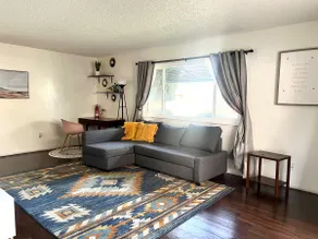 Spacious 2BR Near Fresno Airport + Workspace - Image 4