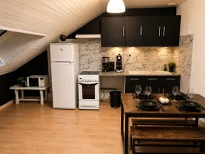 Small, Cozy Loft • Quiet & Natural • Private Parking - Image 4