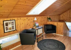 Upper Floor Apartment - Image 3