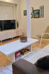 Upper Floor Apartment - Image 2