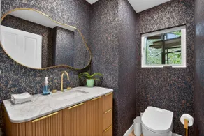 MV Showstopper w/ hot tub, trampoline and views - Image 5