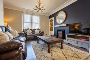 Innes Street Townhouse - Image 4