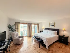 Spacious & Charming Wellesley Island Townhome with Dock - Image 4