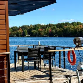 Parc de l'île Melville 1 – Houseboat - Image 4