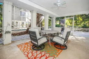 Amazing Captiva Retreat 3 BR / 3 BA Pool & 2 Kings - Image 4