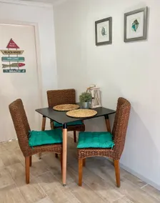 L'Esperance One Bedroom, a 2 min walk to the beach - Image 4