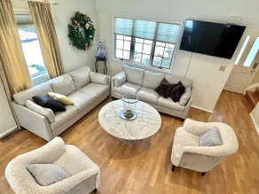 Cozy 4BR 3BA Home- Train to NYC, USOpen, CitiField Mets, MSG, Walk to Harbor & Golf - Image 2