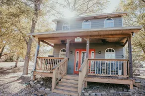 3 little Care Bear bungalow - Image 2