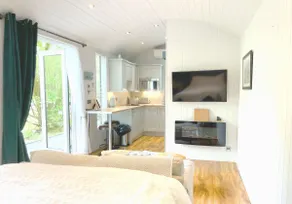 Shepherd's Lodge - 1 bedroom - self-catering - Image 3