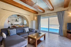 Rebekah Holiday Home - Image 3