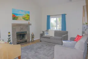 154 Ocean View Ave - Image 2