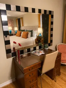 3- Downtown Dallas | Lower Greenville | King Bed - Image 5