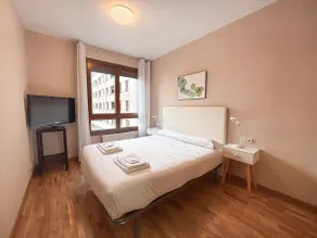 Ideal apartment for two in Pamplona - Image 4