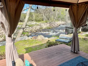 Riverfront w/EV charger - Sequoia River Cottage - Image 5