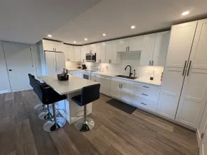 Lake Okanagan Landing Suite - Image 2