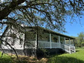 Round Top Four Bedroom Guest House - Image 2