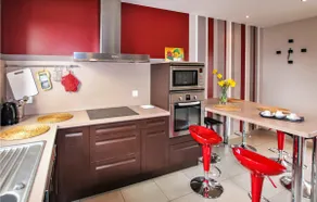 Stunning Home In Lussas - Image 3