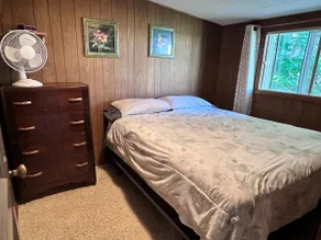 Lakefront cottage, Pasqua Lake, Qu'Appelle Valley, Saskatchewan - Image 5