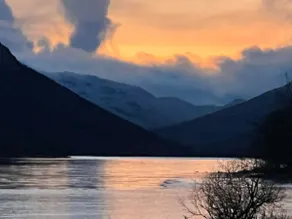 Sleeps 10. The Old pink library by loch and river - Image 4