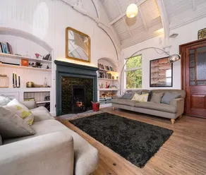 Sleeps 10. The Old pink library by loch and river - Image 2