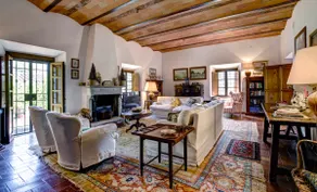 Beautiful Stone Farmhouse With Private Pool In The Heart Of The Chianti Region - Image 5