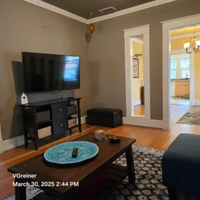 Renovated 1912 Home 2B/2B w/King&Queen fenced yard - Image 3