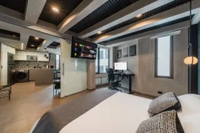 Modern Apartment ⭐ 200 mbps WiFi⚡Workstation ✅ - Image 2