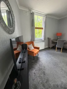 Entire Tettenhall apartment with a view - Image 5