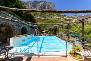 Familienorientiertes Apartment mit privatem Pool, Grill und Garten | Gartenblick - Image 2