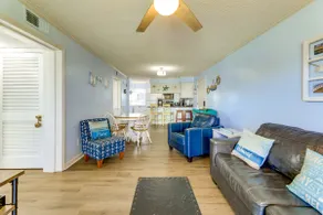 Emerald Isle Resort-Style Condo: Walk to Beaches! - Image 2