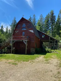 Secluded Cozy Log Cabin - Image 5
