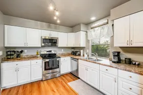 3BD Cheyenne Mountain Home w Hot Tub & Grill - Image 3