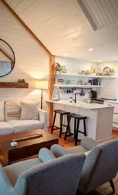 Cozy Cape Cod Cottage W/ Beach Access - Image 2