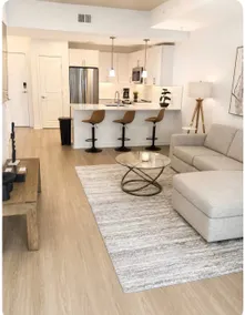 Grand Lux Midtown High Rise - Image 2