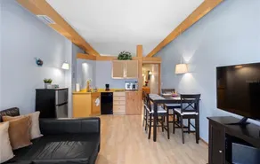 Mari's ”B” Apartment - Image 3